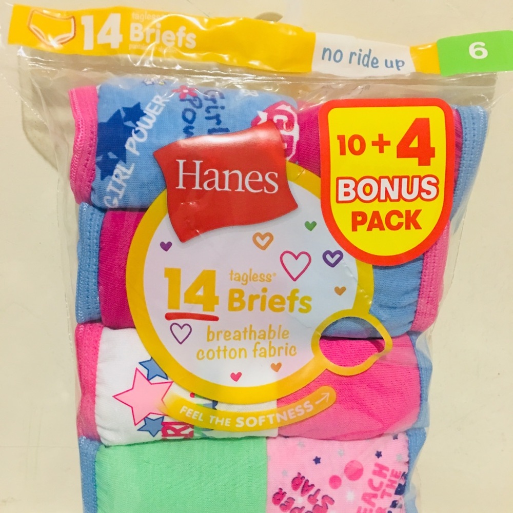 Little Girl’s Briefs Size 6